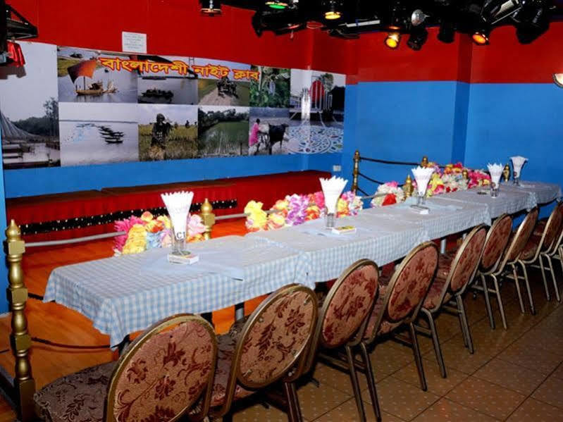 Oyo 274 California Suites Fujaira Esterno foto