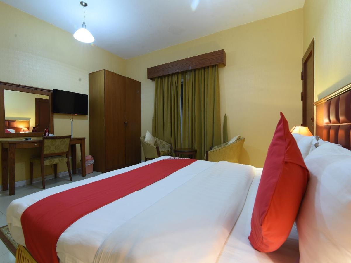 Oyo 274 California Suites Fujaira Esterno foto